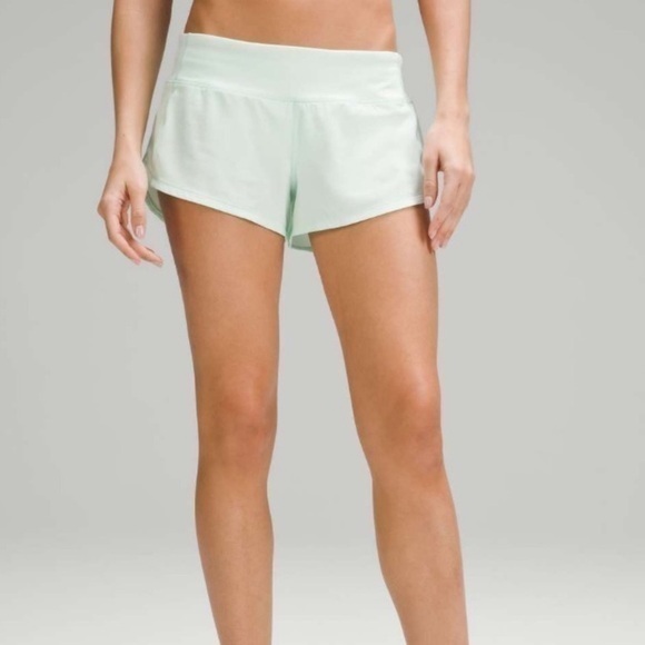 lululemon athletica Pants - Lululemon Athletica Speed Short 2.5” Lined Mint Moment Size 6